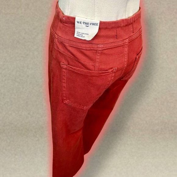 NWT We The Free ‘In My Feelings’ Mid-Rise Crop Bootcut Jeans in Maroon Size XS - Picture 12 of 16